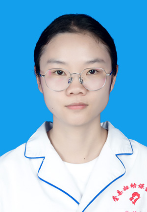 医师胡杰滢